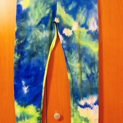 Sports leggings multicolored like new, size M-L