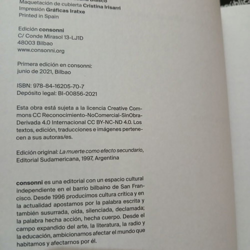 La muerte como efecto secundario book used, Spanish