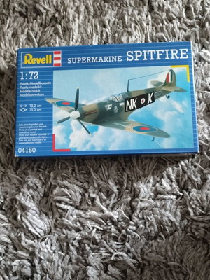 Revell Supermarine Spitfire Mk.Vb μοντέλο 1:72 καινούργιο
