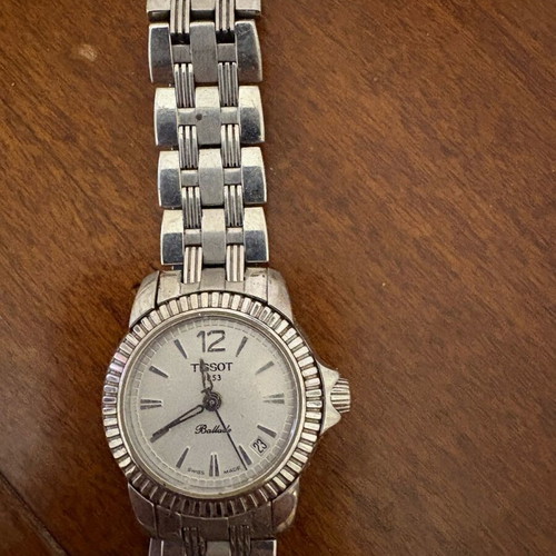 TISSOT Ballade 24MM women's watch used, silver dial