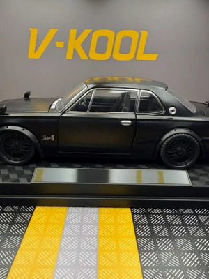 Nissan Skyline GT-R 1972 model 1:24 scale new with opening parts