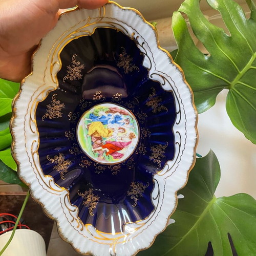 Decorative platter like new