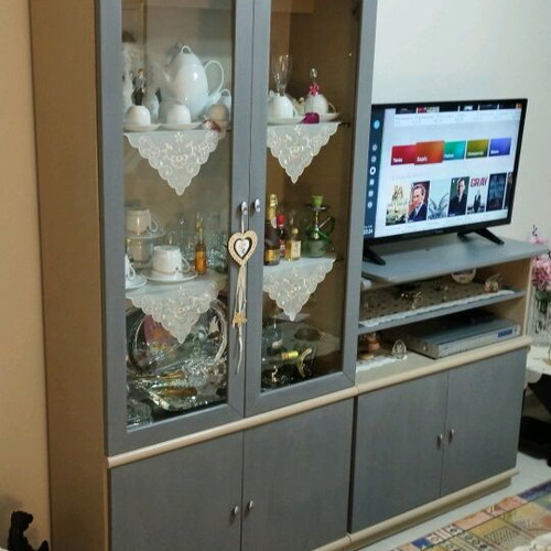 Living room unit used