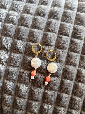 Earrings with beads new