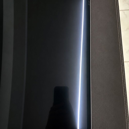 iPad Pro 13 Inch M4 with broken screen for parts