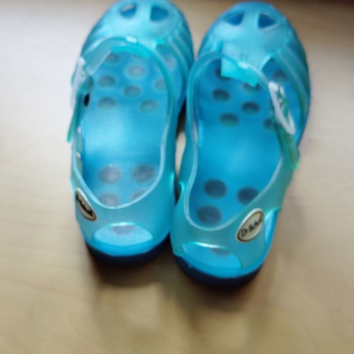 Silicone sandals size 33 like new, blue