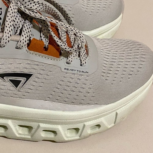 Level Anatomic Women's Athletic Shoe New Gray Size 37