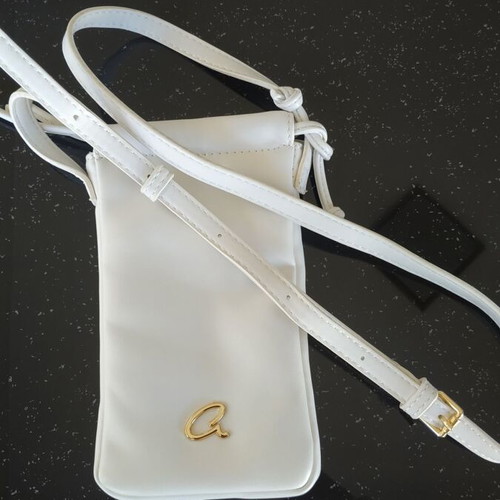Axel mobile phone bag like new synthetic leather