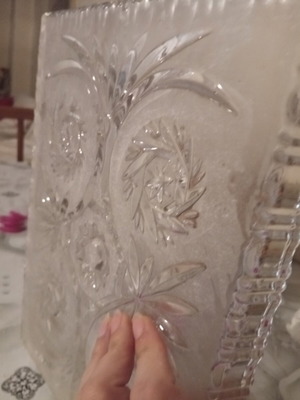Luxury carved crystal serving tray, 32cm by 24cm, new