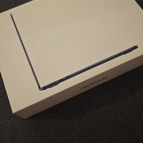 MacBook Air M4 16GB 512GB καινούργιο σφραγισμένο