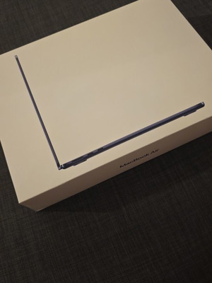 MacBook Air M4 16GB 512GB καινούργιο σφραγισμένο