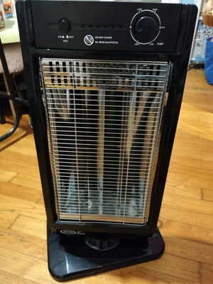 Халогенен отоплител като нов с оригинална кутия