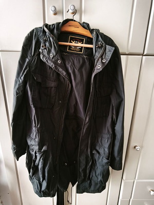 Zara jacket spring like new, size M, black and blue