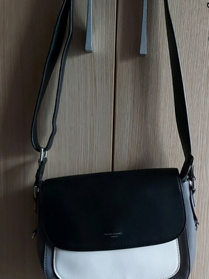 David Jones Paris women's shoulder bag like new, black and gray