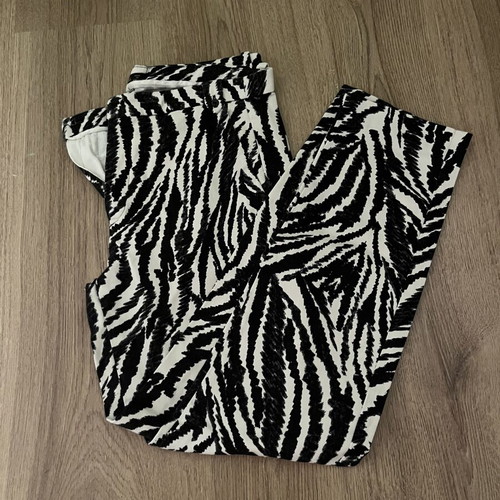 Zara black and white pants like new, lightweight fabric