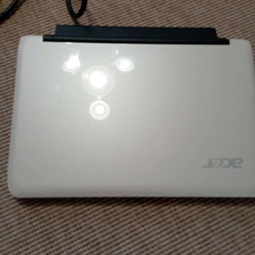 Acer Aspire One laptop used for parts without hard drive