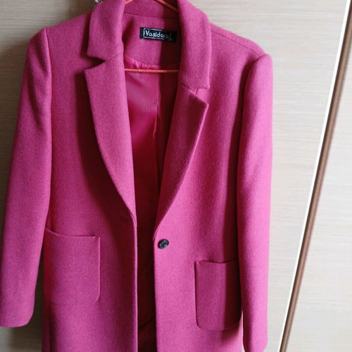 Light coat new, size Small, pink