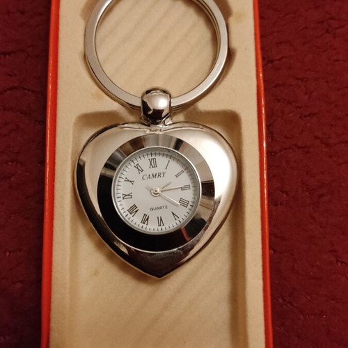 Keychain watch new, silver