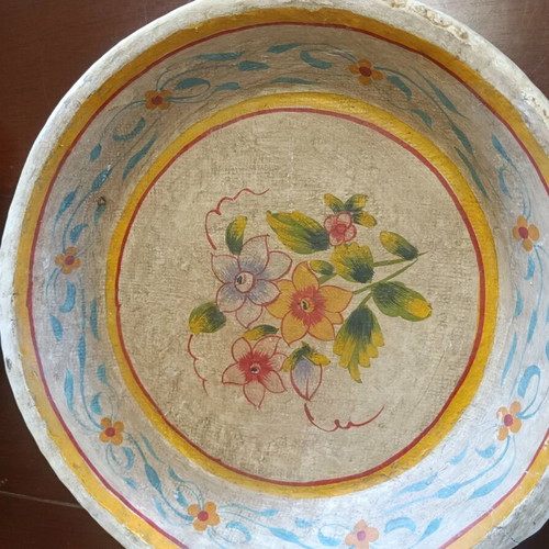 Vintage round papier-mâché table bowls hand-painted, used, set of 6