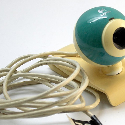 Logitech QuickCam Webcam V-UAP42 used with manual focus