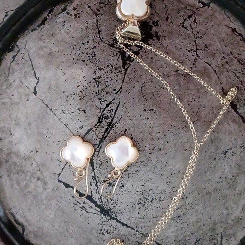 Loisir jewelry set silver gold plated, new, necklace and earrings
