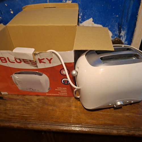 Toaster new