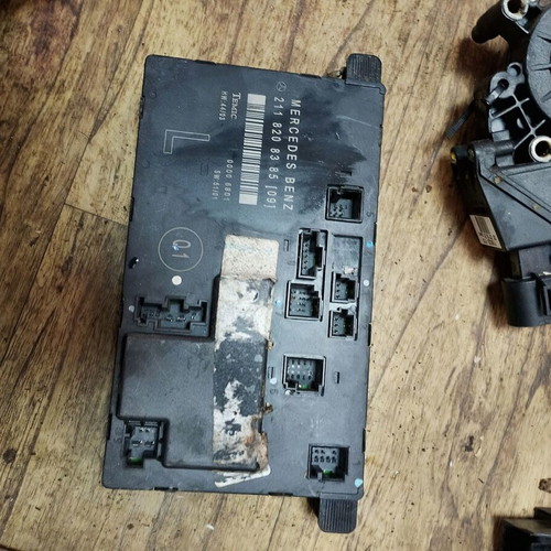 Mercedes W211 door module used, 2118208385 L