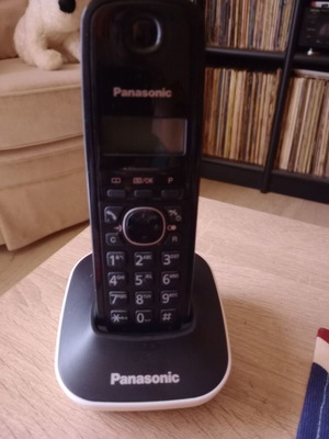 Ασύρματο τηλέφωνο Panasonic σαν καινούργιο, άσπρο