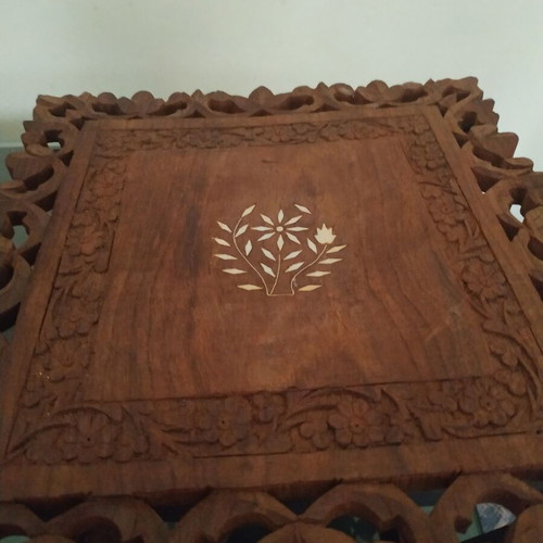 Wooden carved decorative piece foldable 30×30