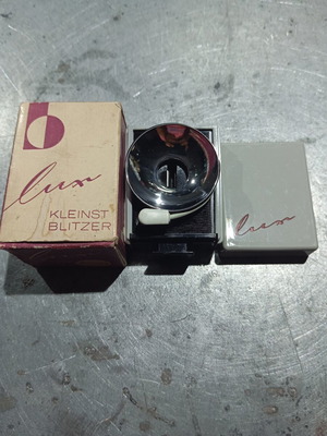 B-Lux Kleinstblitzer φλας μεταχειρισμένο, άγνωστο αν λειτουργεί