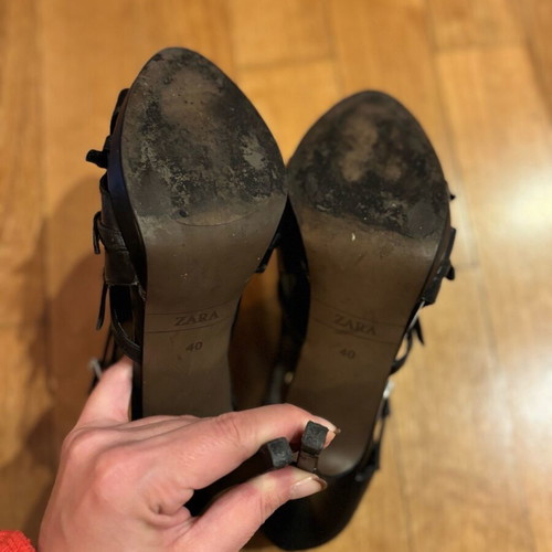 Zara Black 12-Point Heeled Sandals Like New