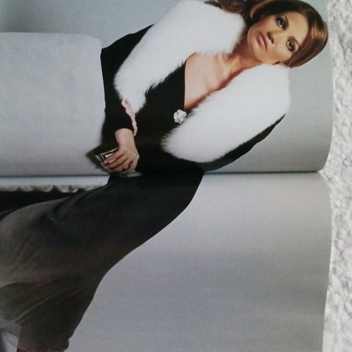Instayle magazine November 2004 like new with Dimitra Matsouka