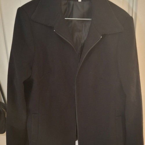 Black wool coat-jacket medium large new with zipper