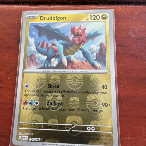 Druddigon white flare 071/086 card like new, masterball