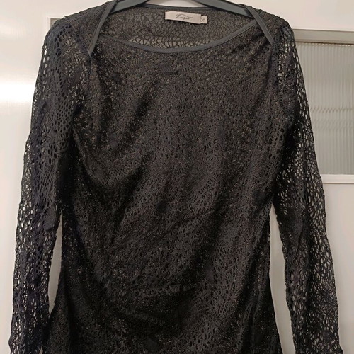 Black lace blouse like new, size S-M, Forever