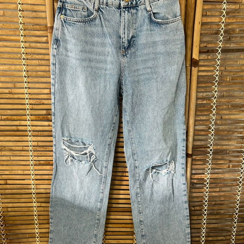Zara light wash distressed straight leg jeans, size 36