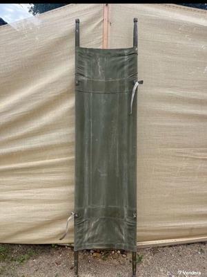 American army bed 1960 like new, folds in half