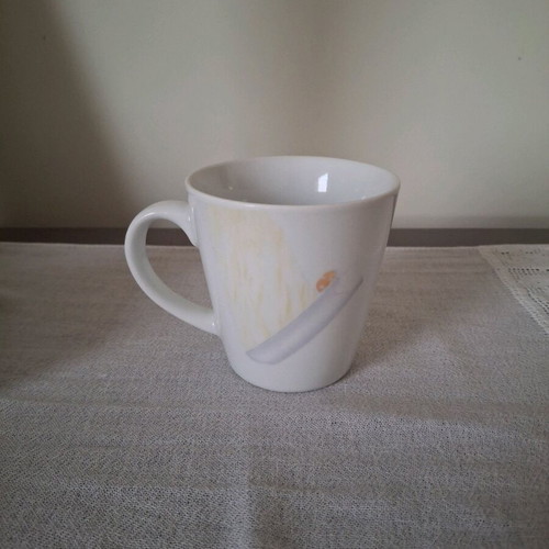 Cups and plastic children's plate used
