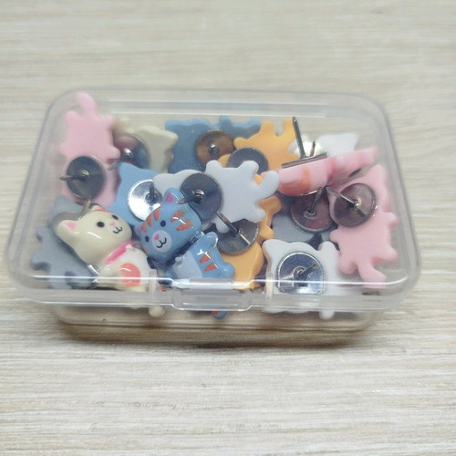 Push pins with kittens new, set of 15 pieces