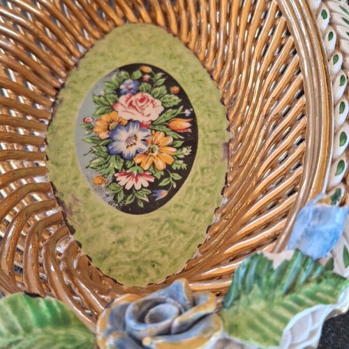 Ceramic decorative Kerafina plate like new, 24 cm