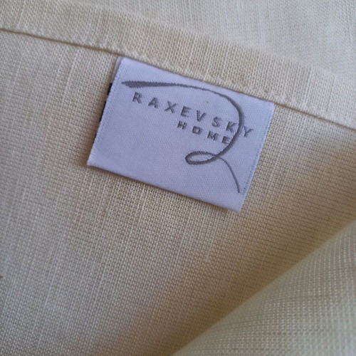 Raxevsky Home tablecloth new with 10 linen and cotton napkins