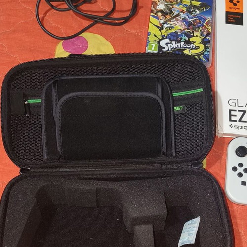 Nintendo Switch OLED White 2024 used with Splatoon 3 and extras