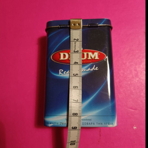 Drum collectible tobacco tin like new