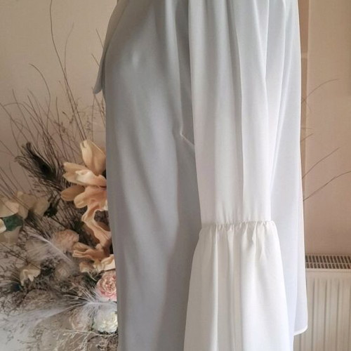 Pierre Cardin white shirt with tie and unique sleeves like new