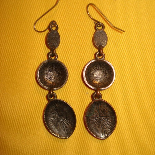 Vintage unique dangling earrings like new