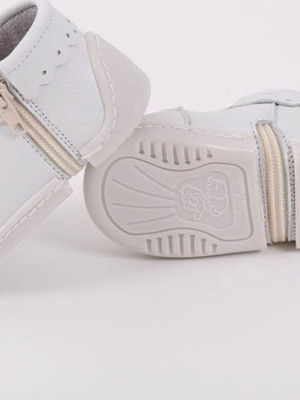 Beko baby leather shoes new, size 19