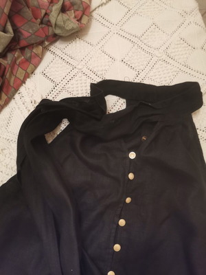 Zara sleeveless black shirt with gold buttons like new, size S