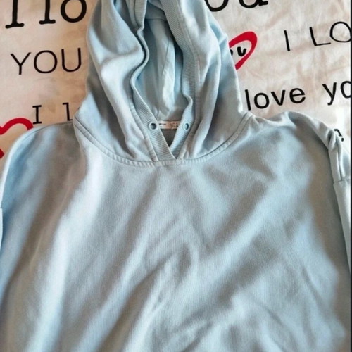 Stradivarius sweatshirt used, size Medium