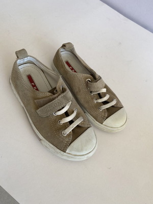 Prada children's suede sneakers used, size 26, beige