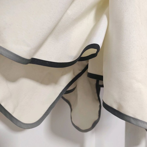 Outdoor umbrella like new, white without base